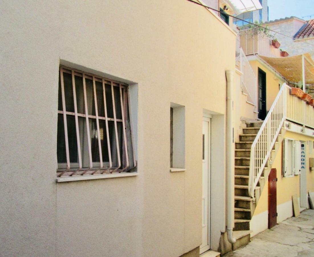 Apt Lavender On Nincevica St- 1 Bedroom Apt 5 Min To The Old Town Of Split Luaran gambar